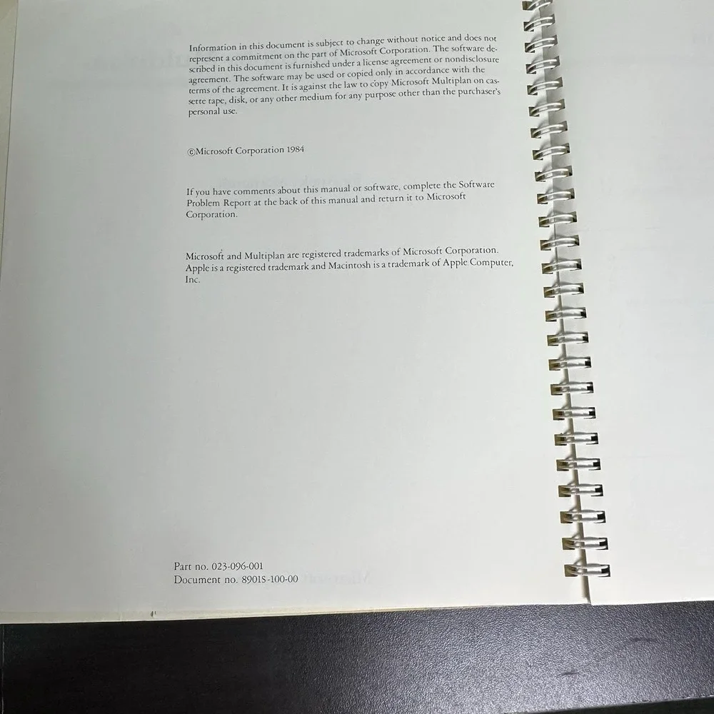 1984 Microsoft MULTIPLAN Manual Spreadsheet Macintosh 128K Vintage‎ Computing